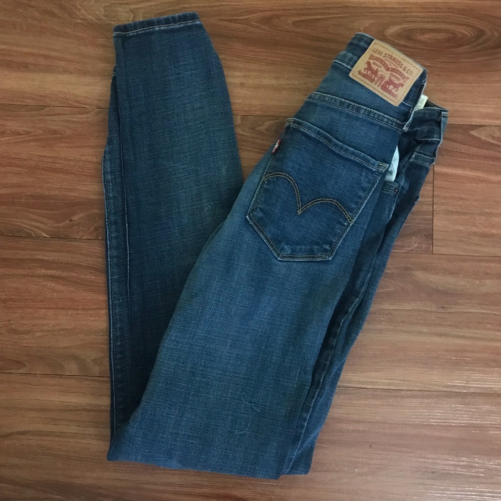 Skinny jeans